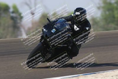 media/Sep-20-2025-TrackDaz (Sat) [[27f0cde673]]/B Group/1120am (Turn 2)/